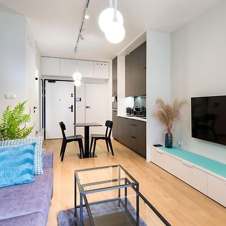 Modern Apt Next To Train Station Krakow Bagian luar foto