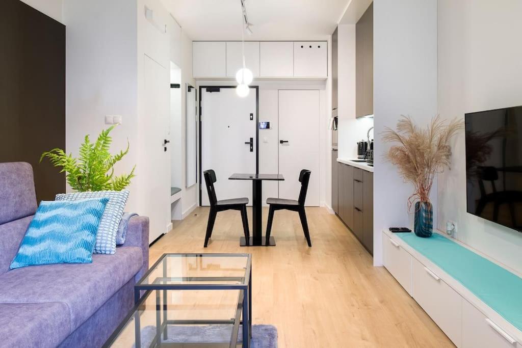 Modern Apt Next To Train Station Krakow Bagian luar foto