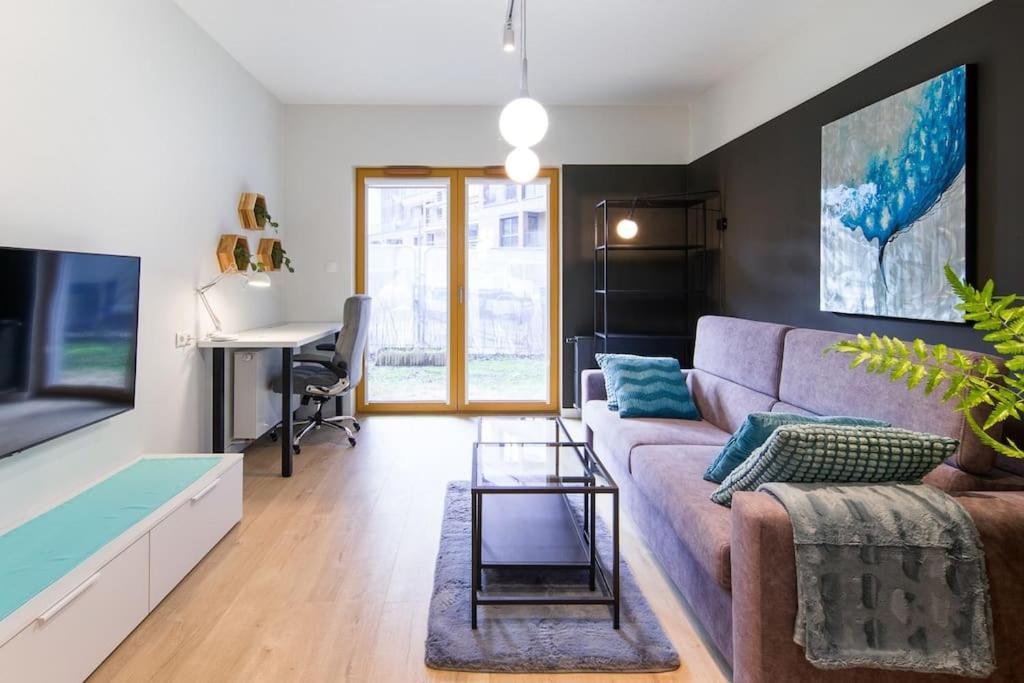 Modern Apt Next To Train Station Krakow Bagian luar foto
